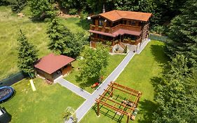 Casa Bucuriei - Plaiul Foii, Zărnești